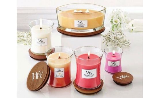 Sviečky Woodwick – aj vôňu možno počuť