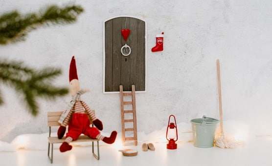 Vianočný škriatok Nisse – tradície, dvierka pre škriatkov a zoznam huncútstiev